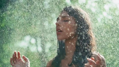 molodi_—_my_sea_|_eurovision_2025_(official_video)_frame_2250.jpg